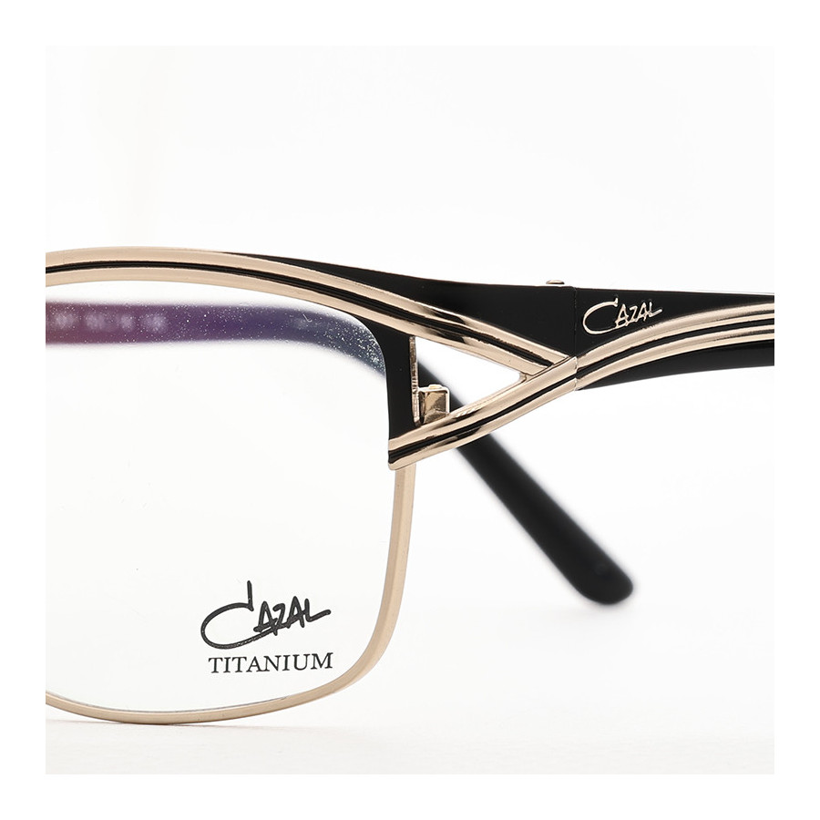 Cazal 4238 col.001  - 4