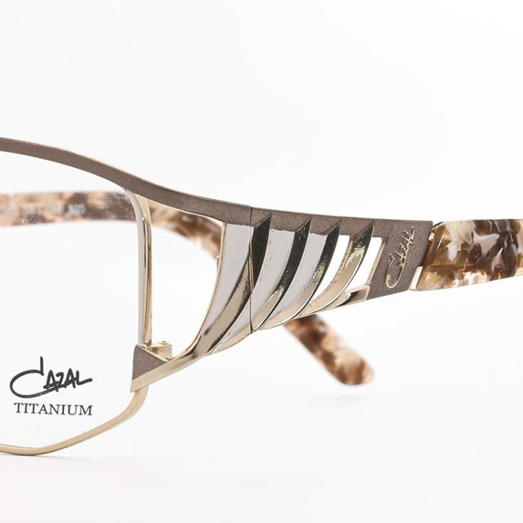 Cazal 1094 col.003  - 4