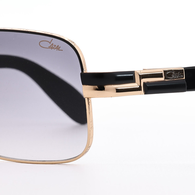 Cazal 988 col.001  - 4