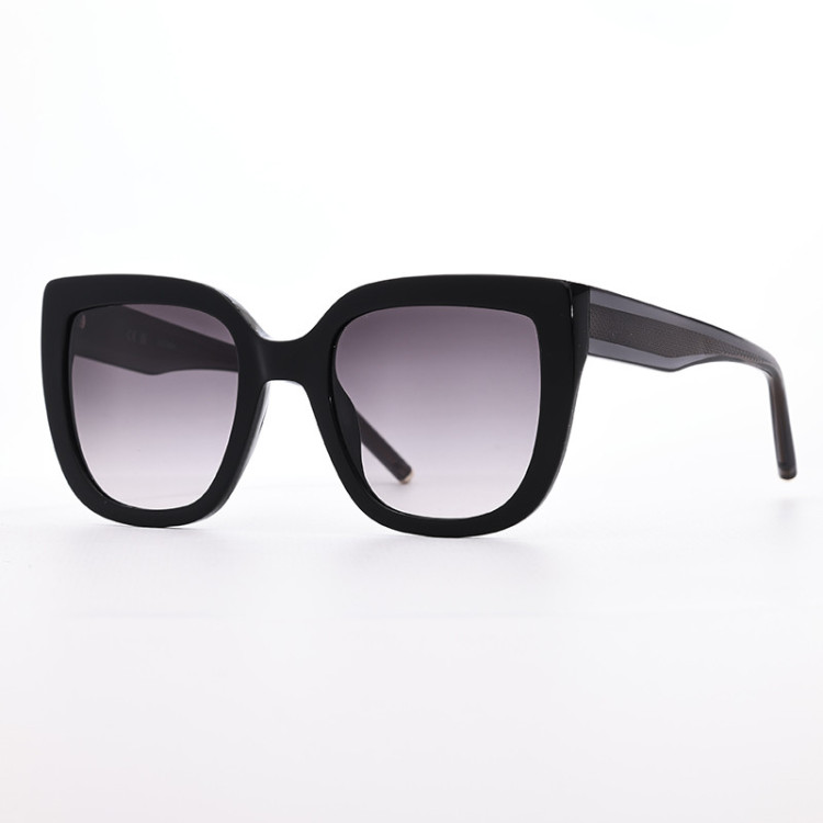 ESCADA SESD98 0700  - 1