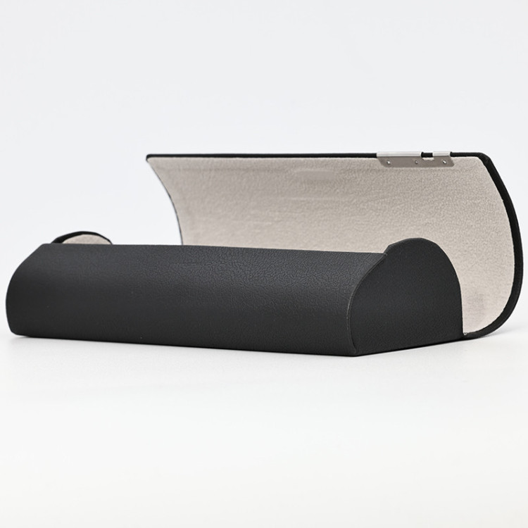 Case ST235 black