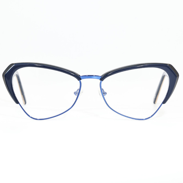 Andy Wolf 5047 col.h  - 2