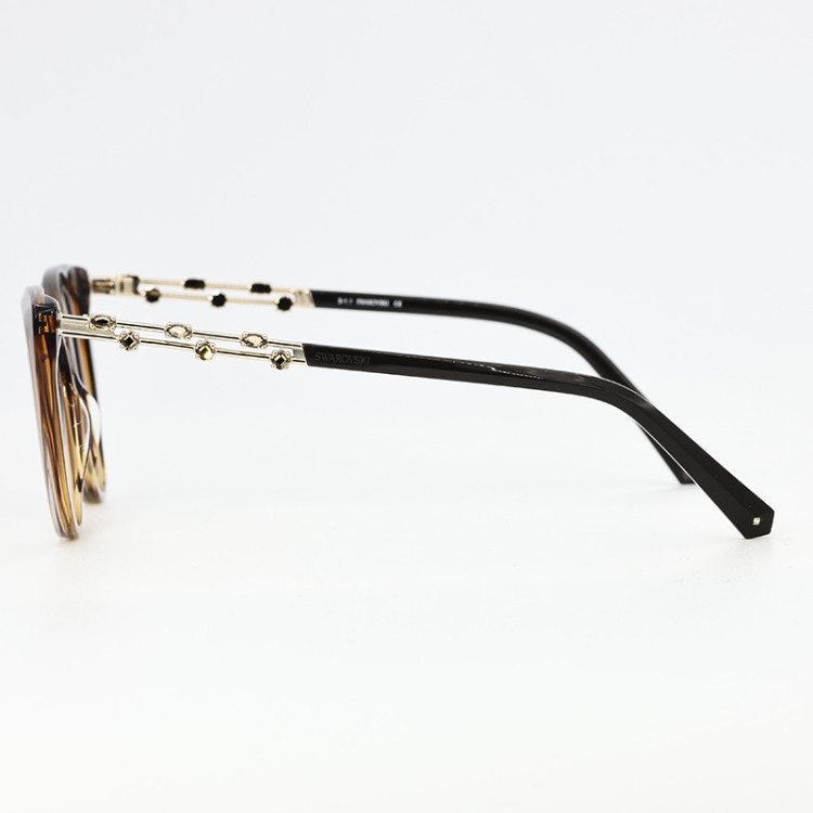 Swarovski SK5382 047