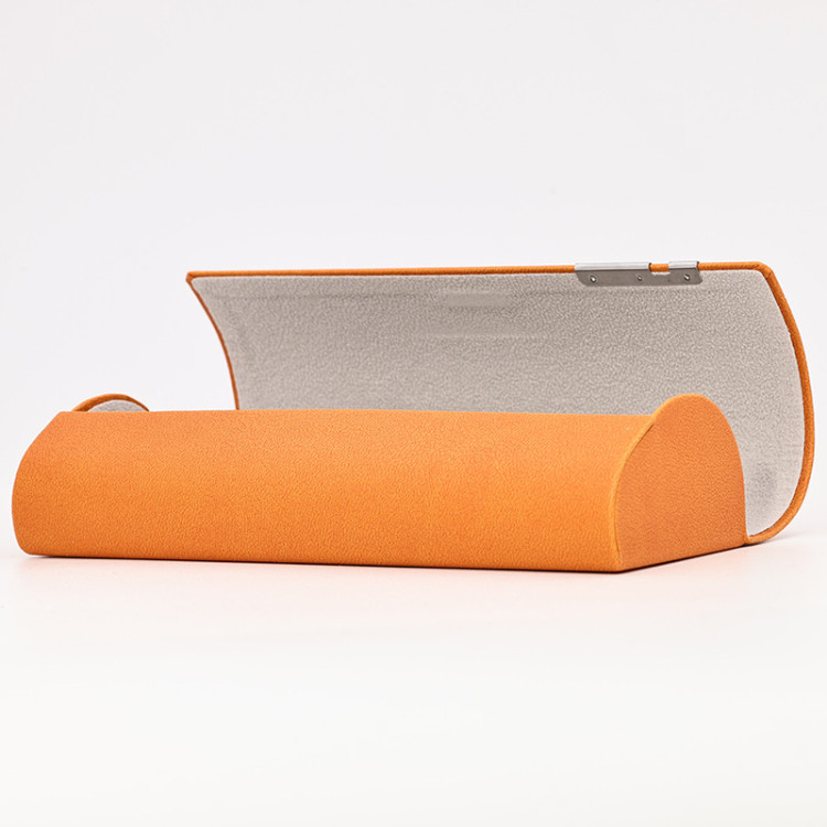 Case ST235 orange