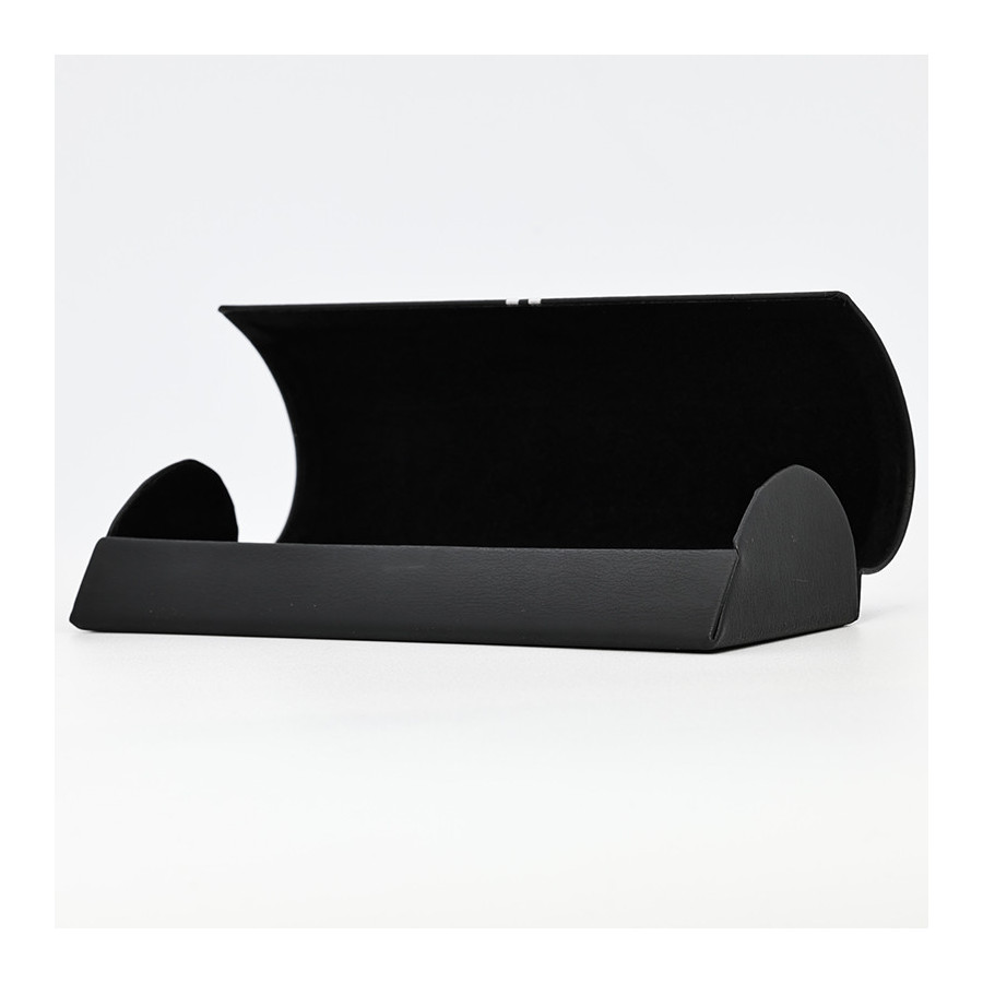 Case ST232 black