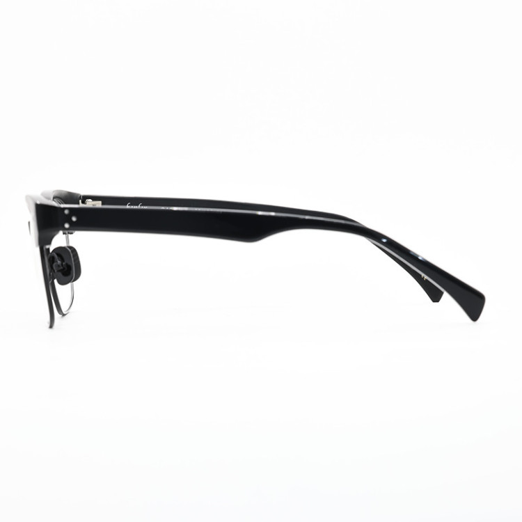 AM Eyewear Kepler O10-BL
