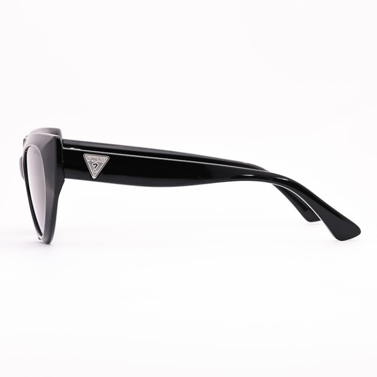 Guess GU7787 01B
