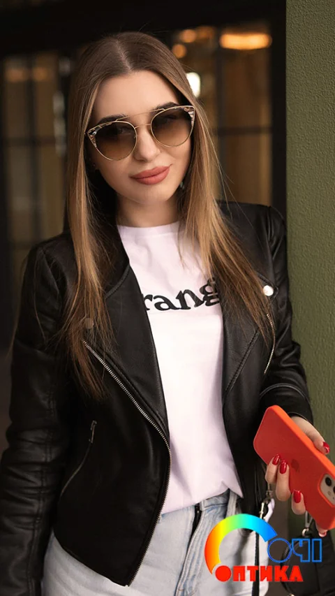 AM Eyewear